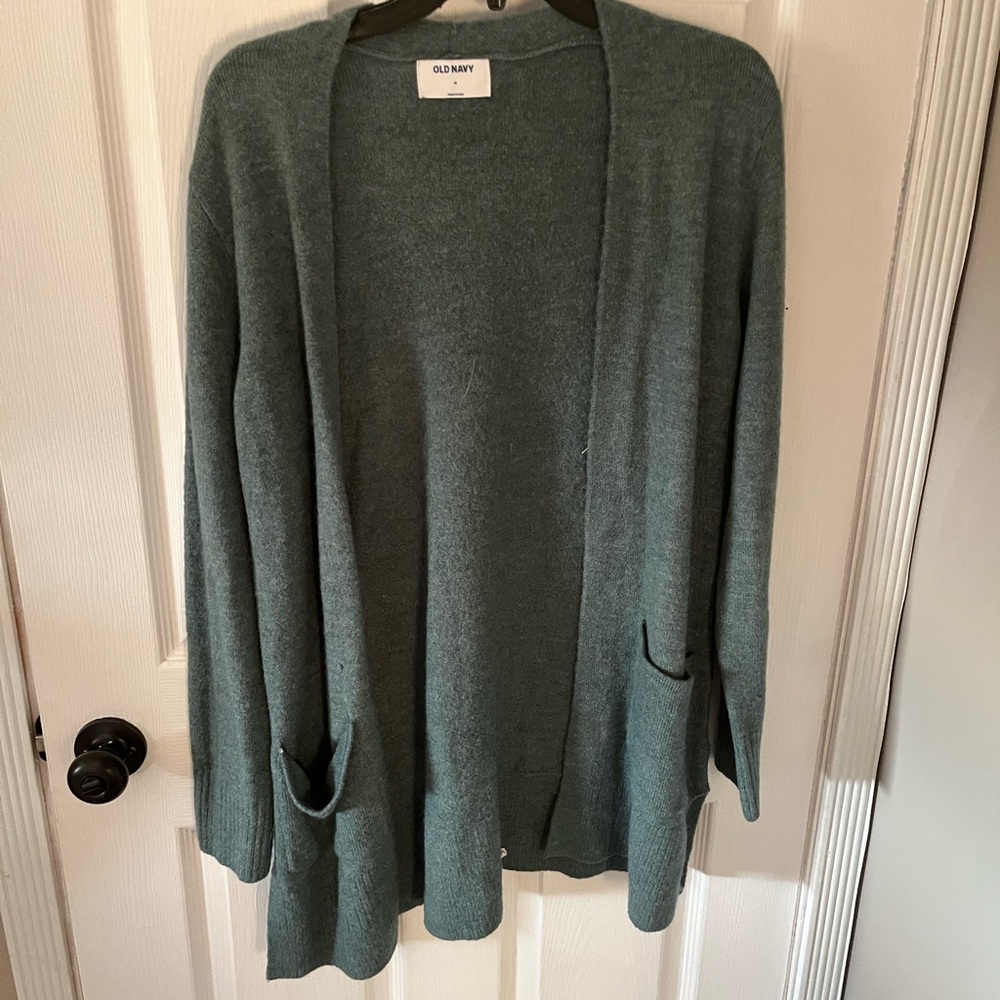 Old navy cardigan medium